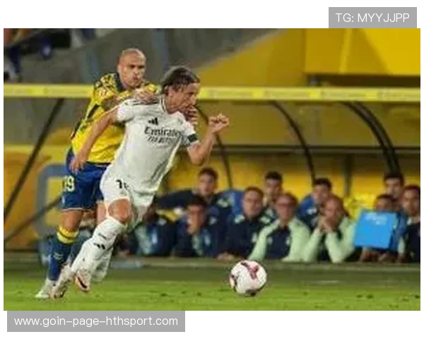 维尼修斯左路下底强突，皇马创造极大推进效果